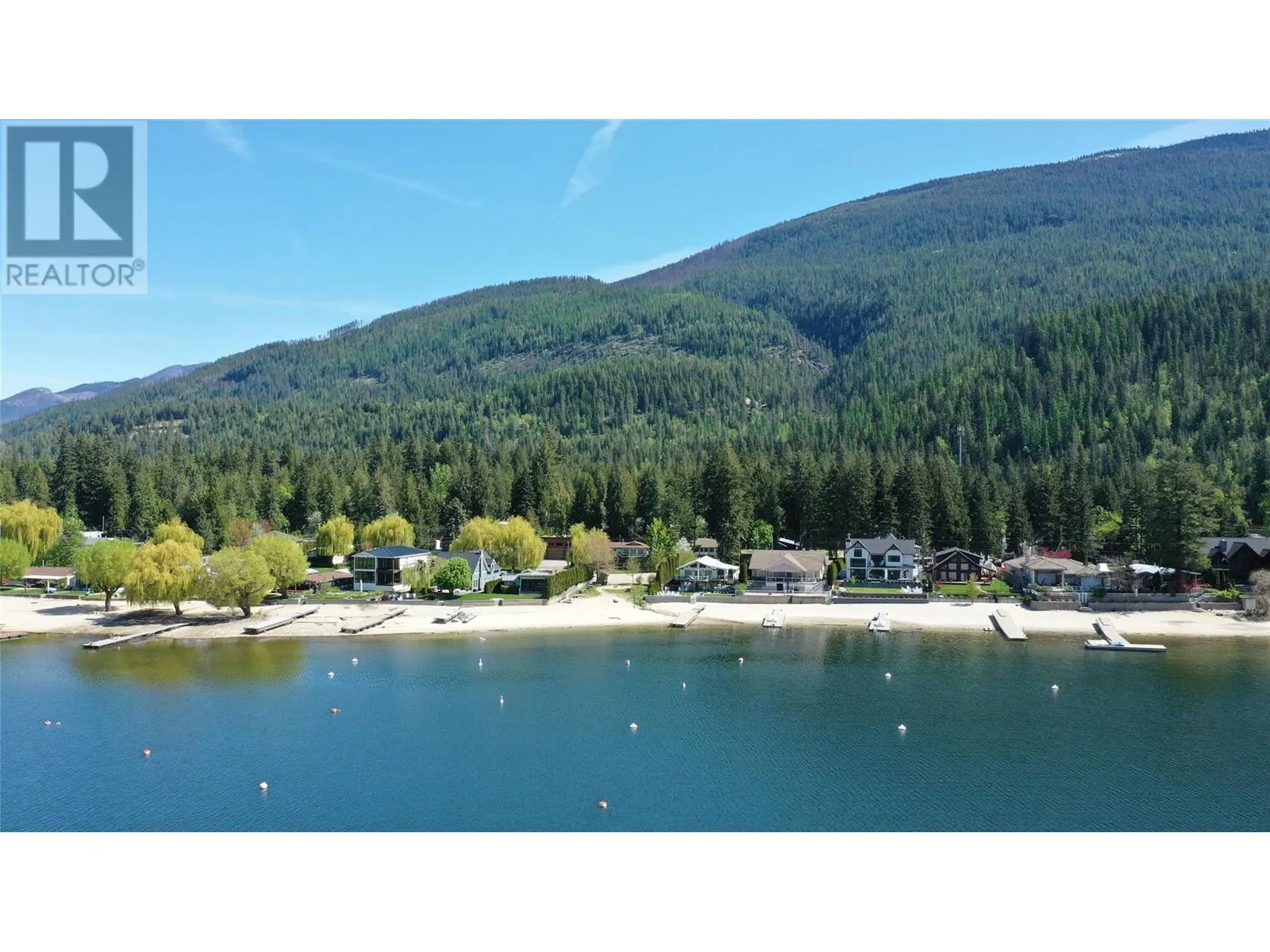 8979 Hummingbird Frontage Road