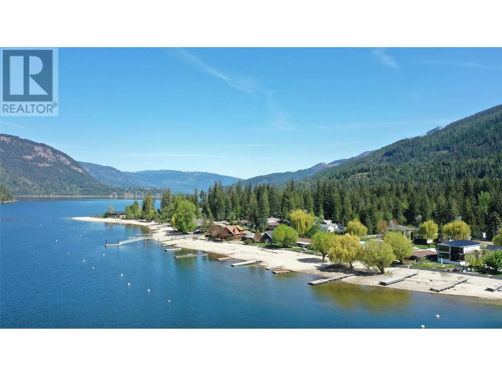 8979 Hummingbird Frontage Road