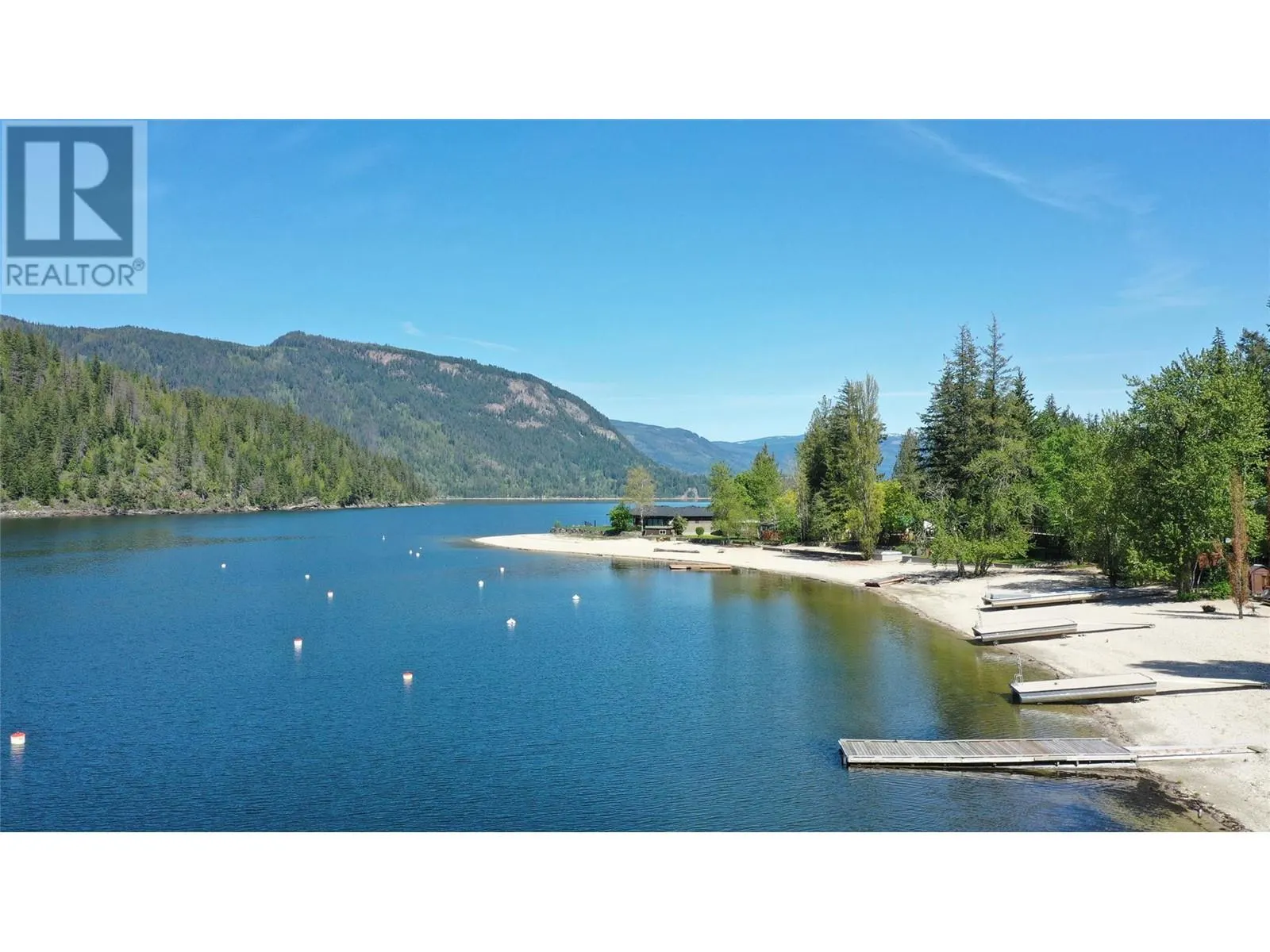 8979 Hummingbird Frontage Road