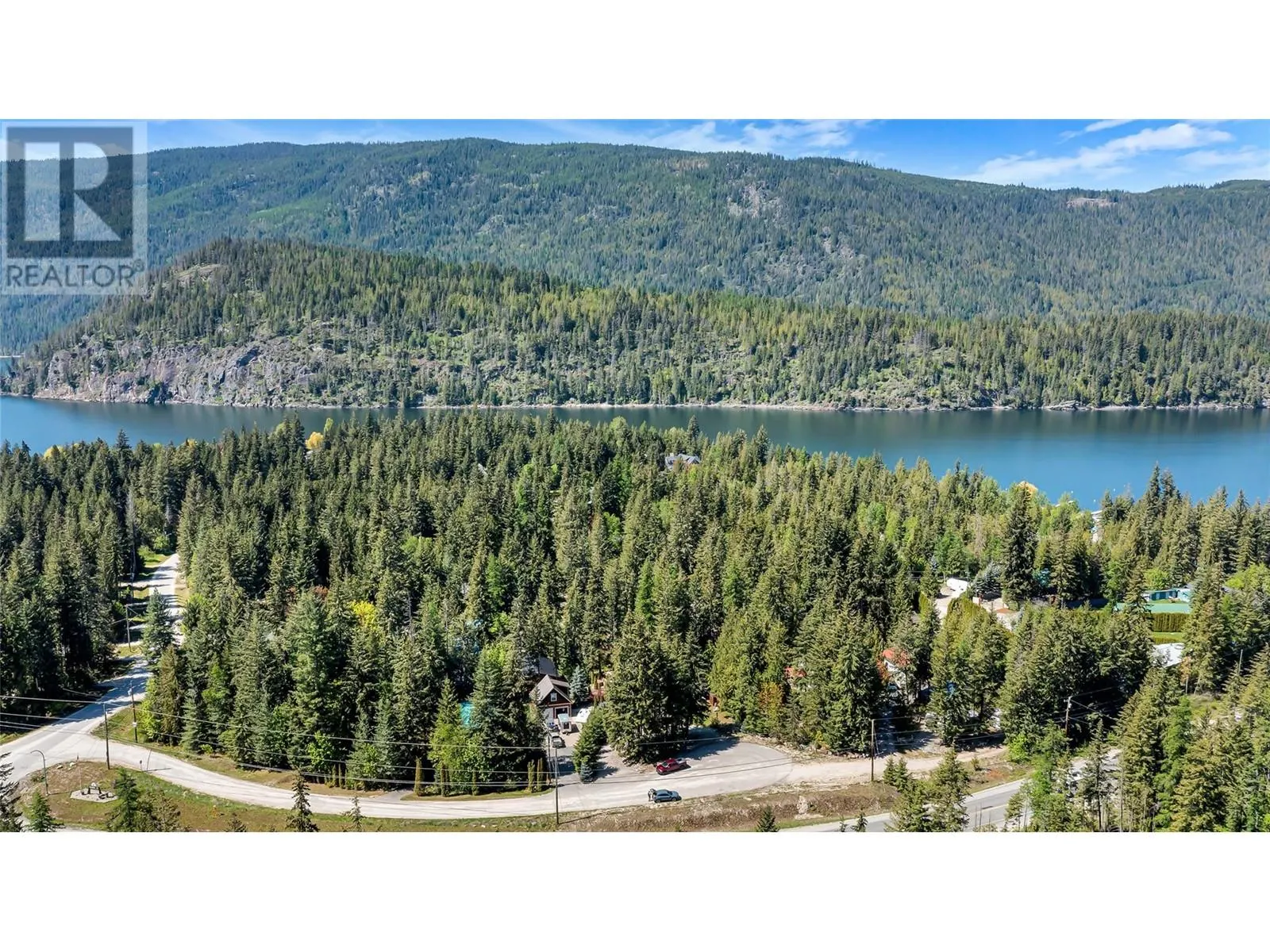 8979 Hummingbird Frontage Road