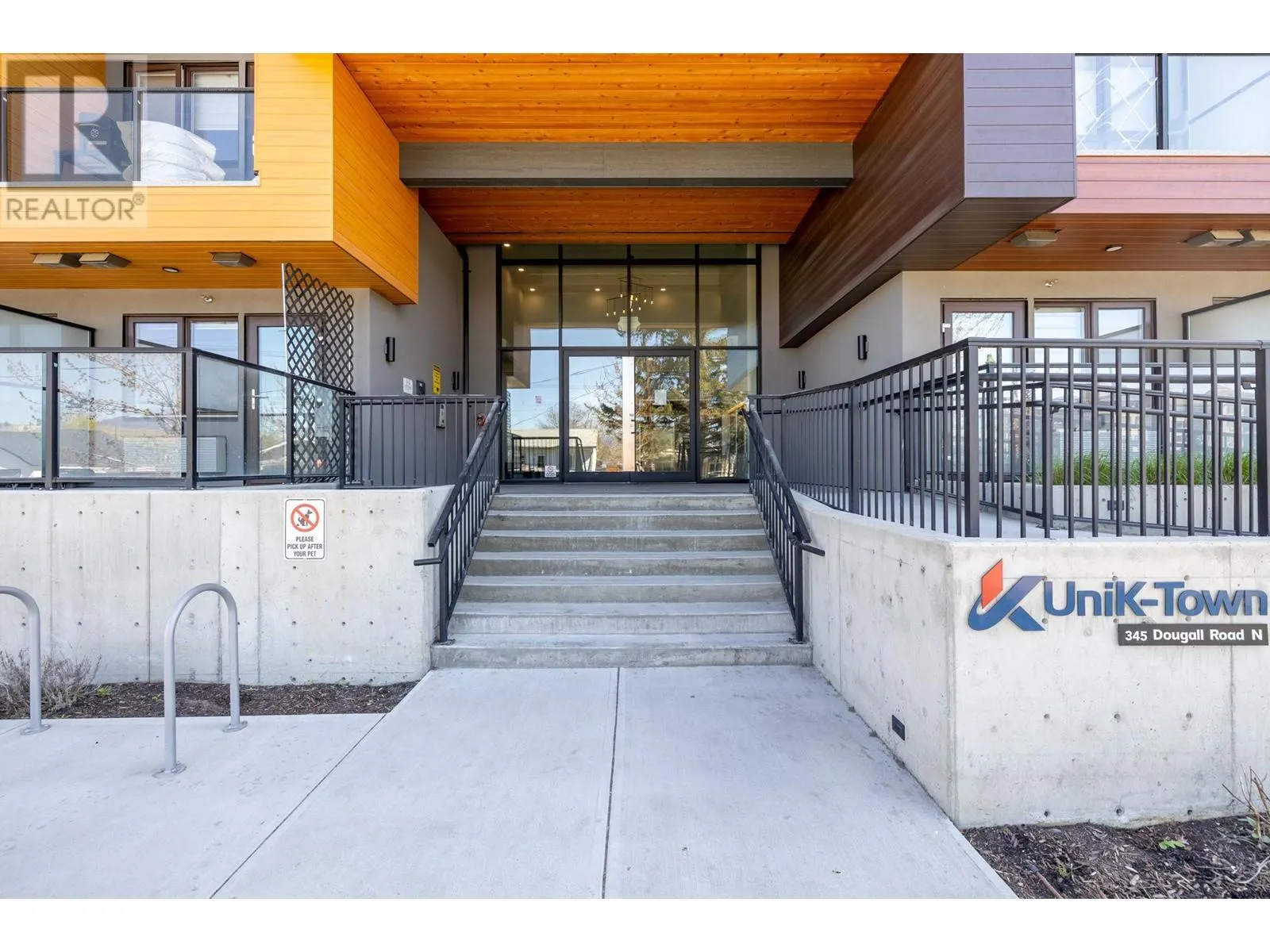 345 Dougall Road N Unit# 220