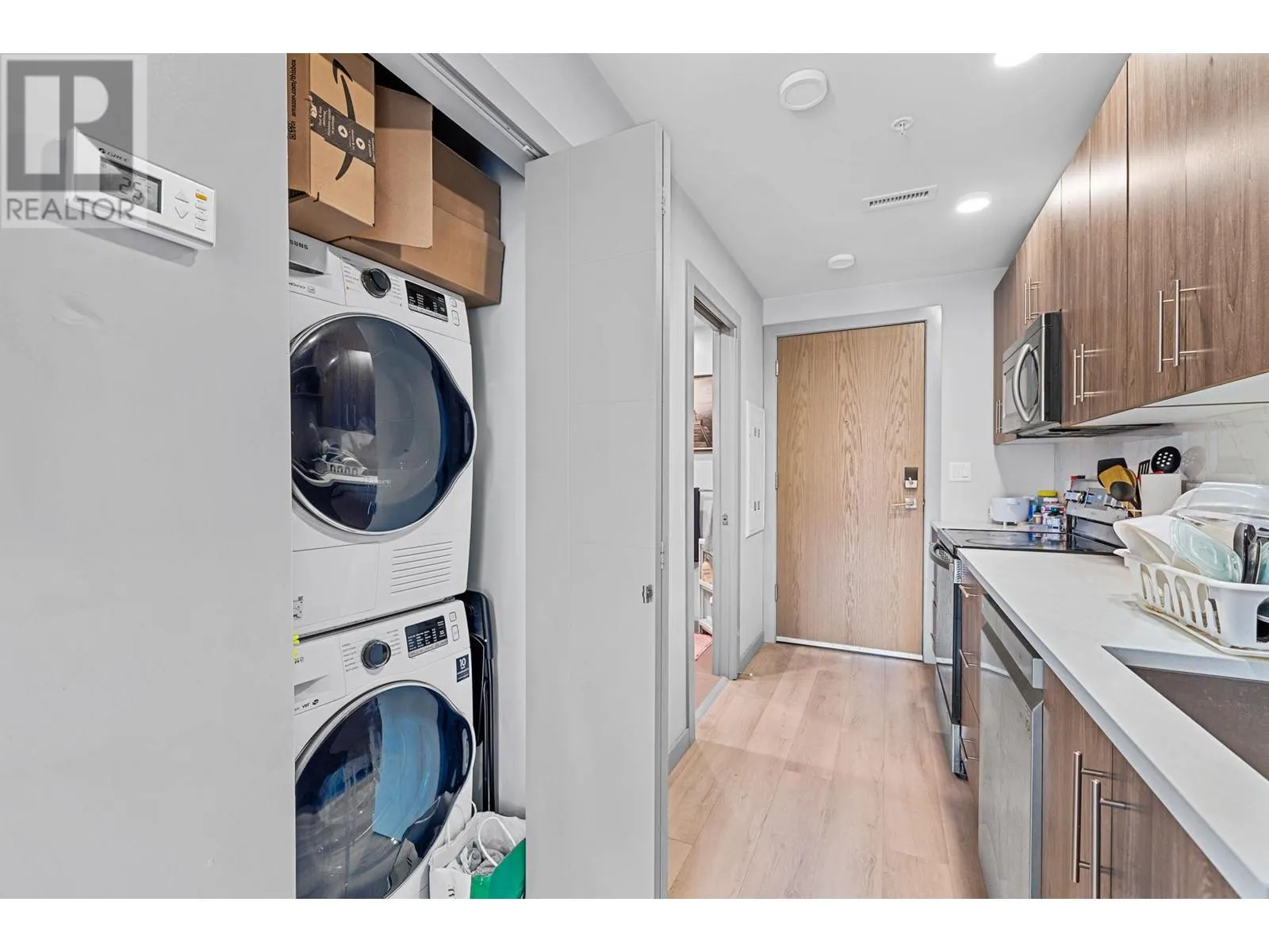 345 Dougall Road N Unit# 220
