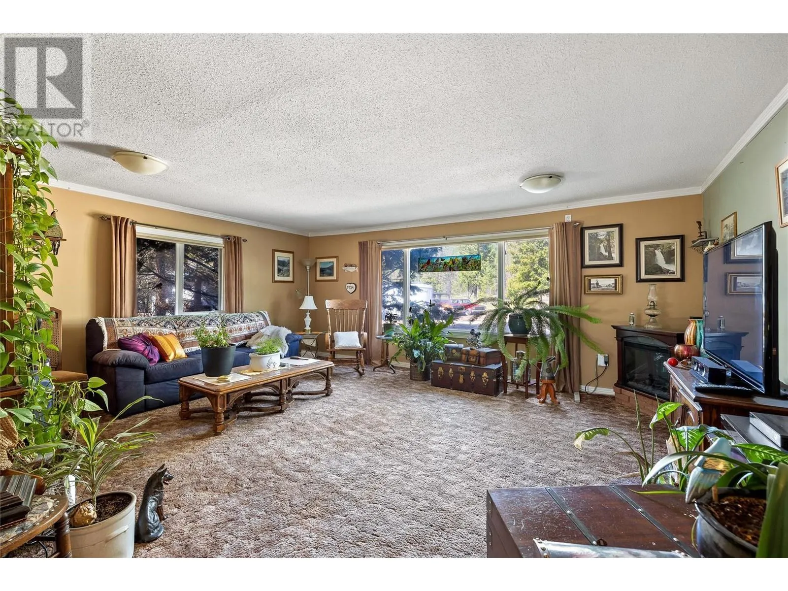 6580 33 Highway