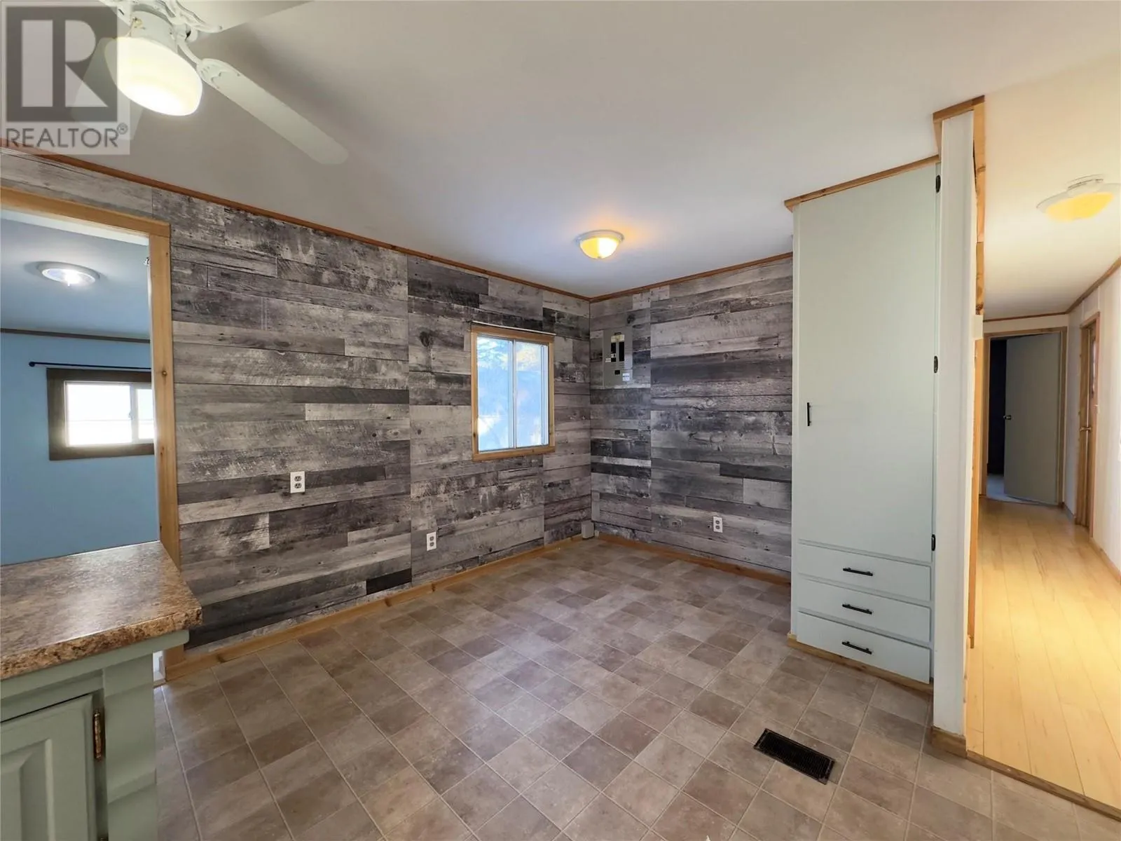 844 Hutley Road Unit# 18