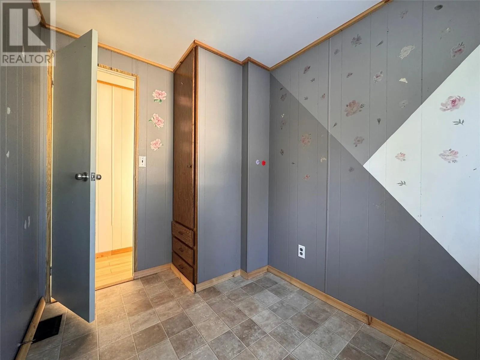 844 Hutley Road Unit# 18