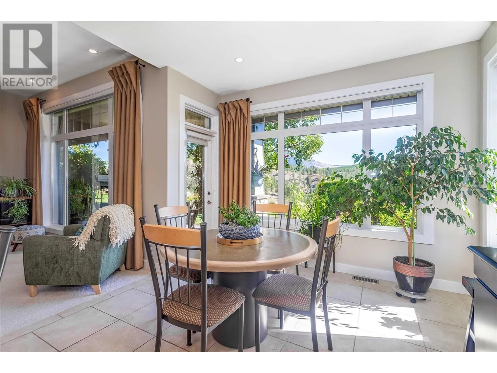 3800 Gallaghers Pinnacle Way Unit# 30
