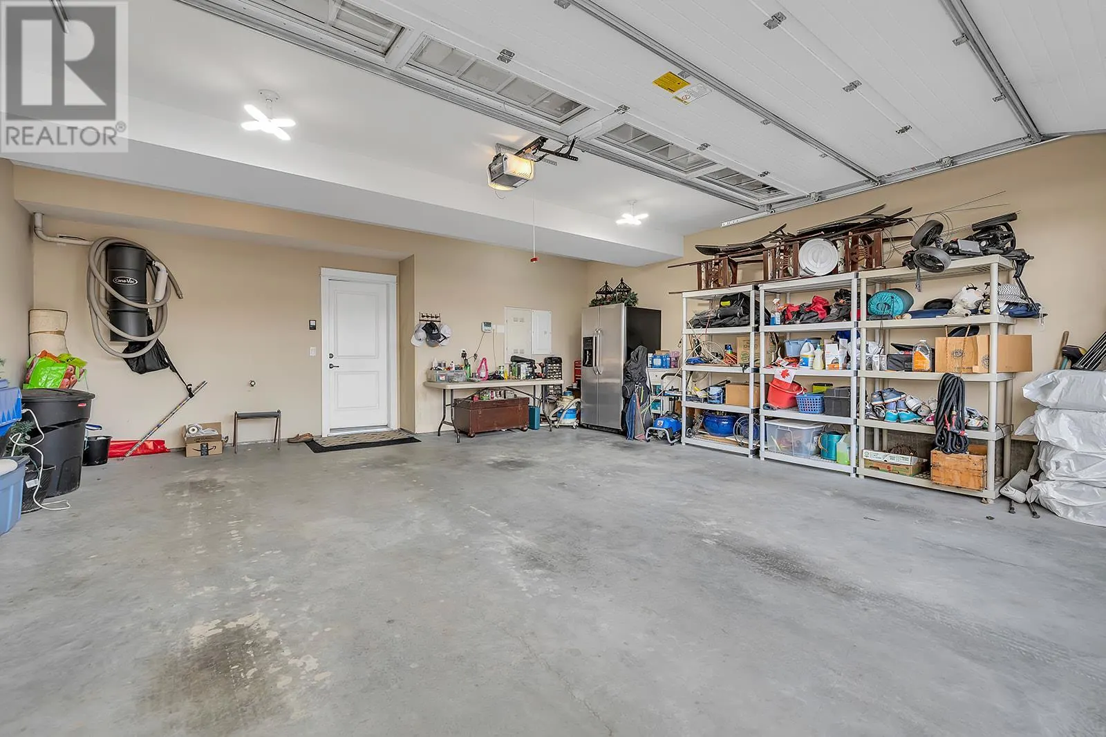 1605 Marina Way