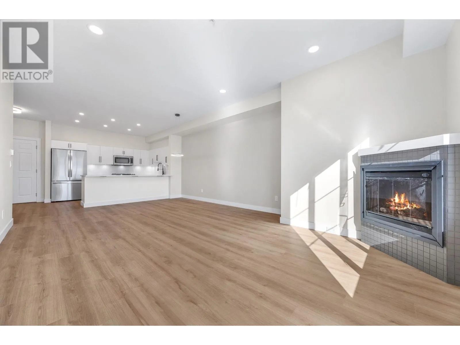 1875 Country Club Drive Unit# 1618