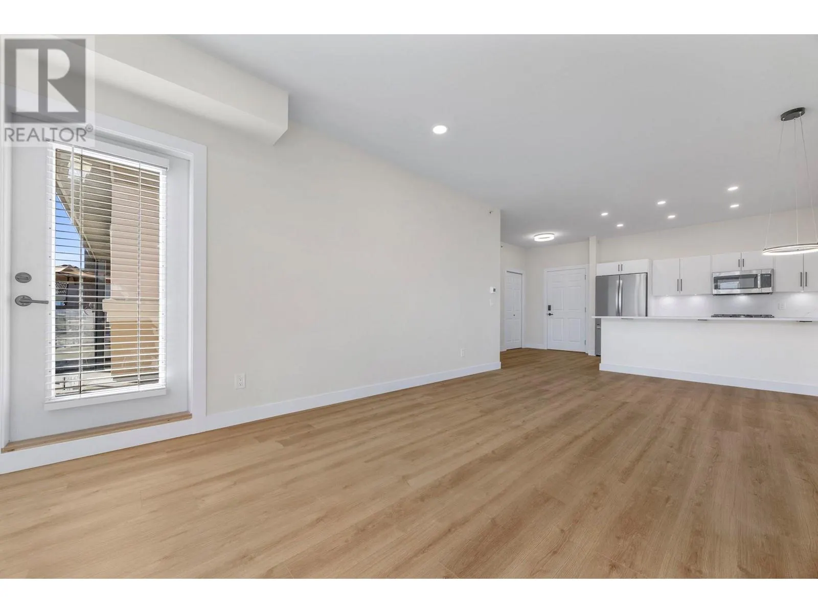 1875 Country Club Drive Unit# 1618
