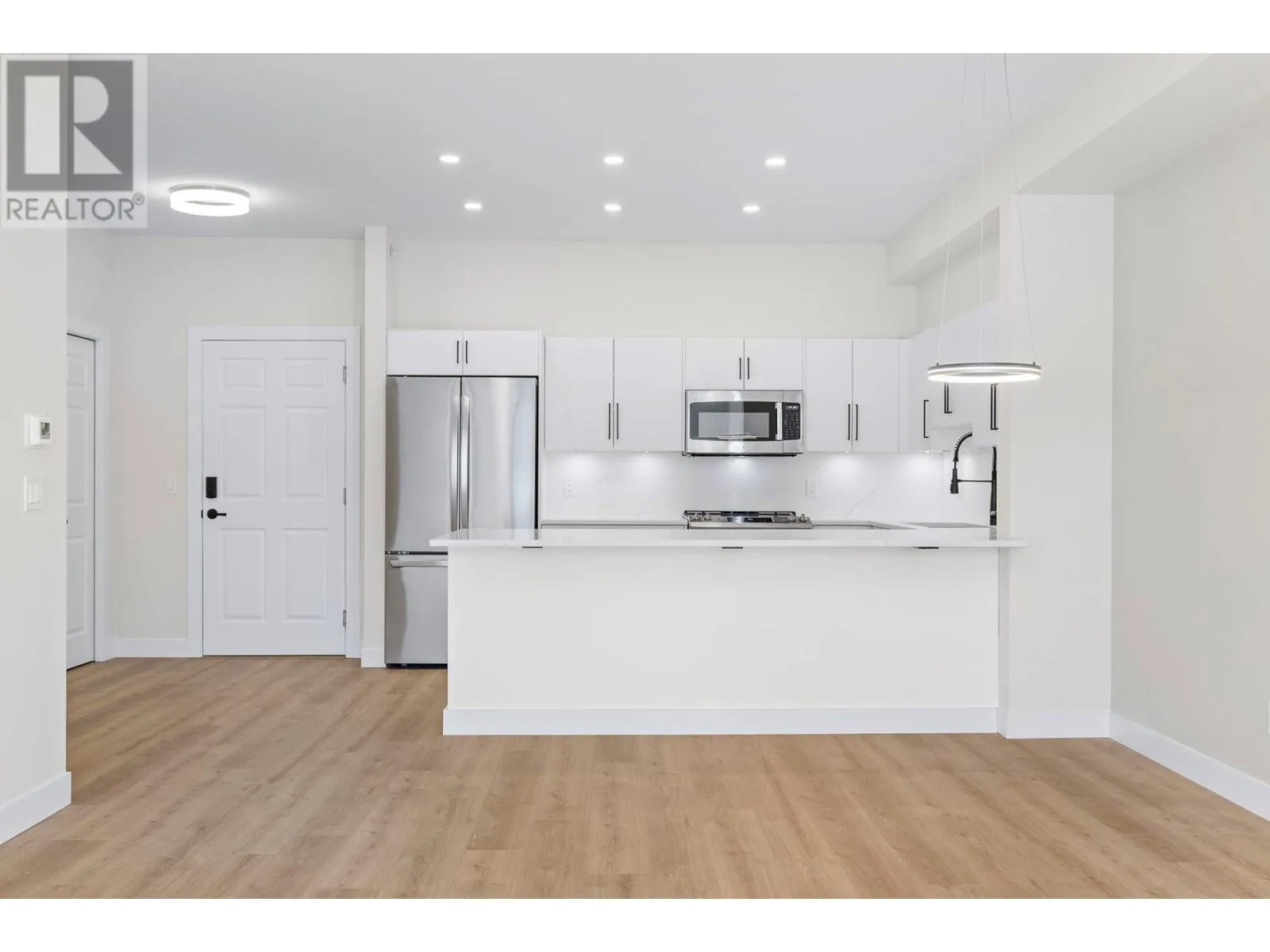 1875 Country Club Drive Unit# 1618