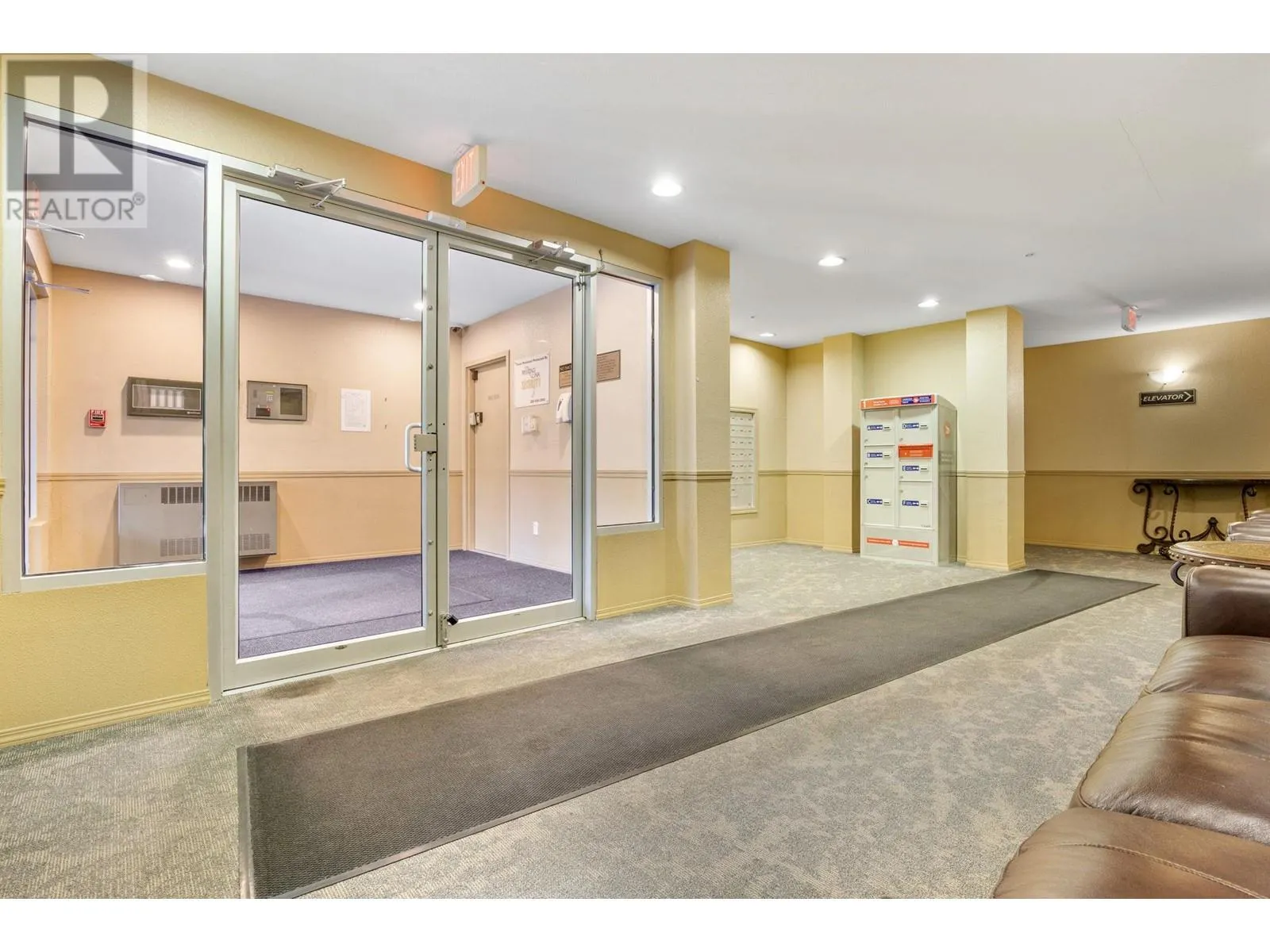 1875 Country Club Drive Unit# 1618
