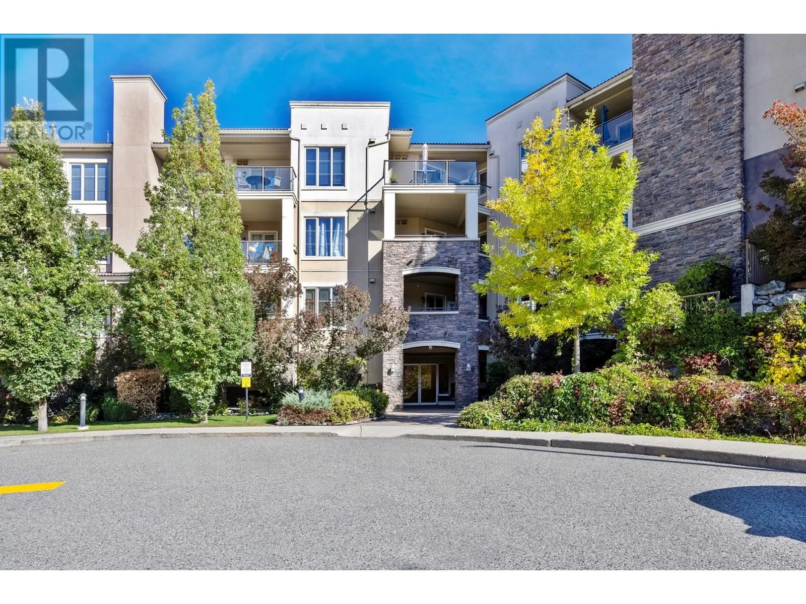 1875 Country Club Drive Unit# 1618