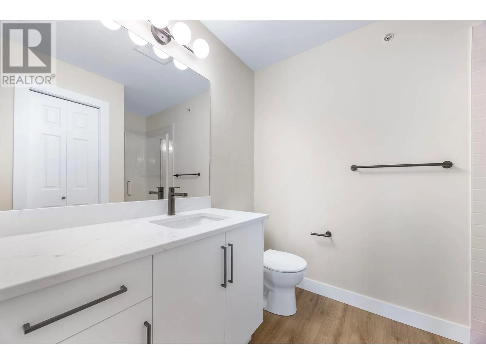 1875 Country Club Drive Unit# 1618