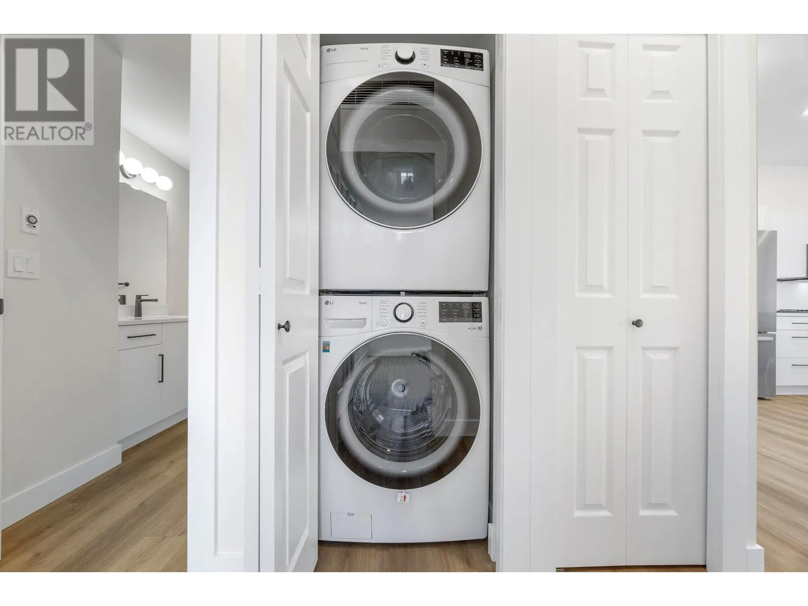 1875 Country Club Drive Unit# 1618