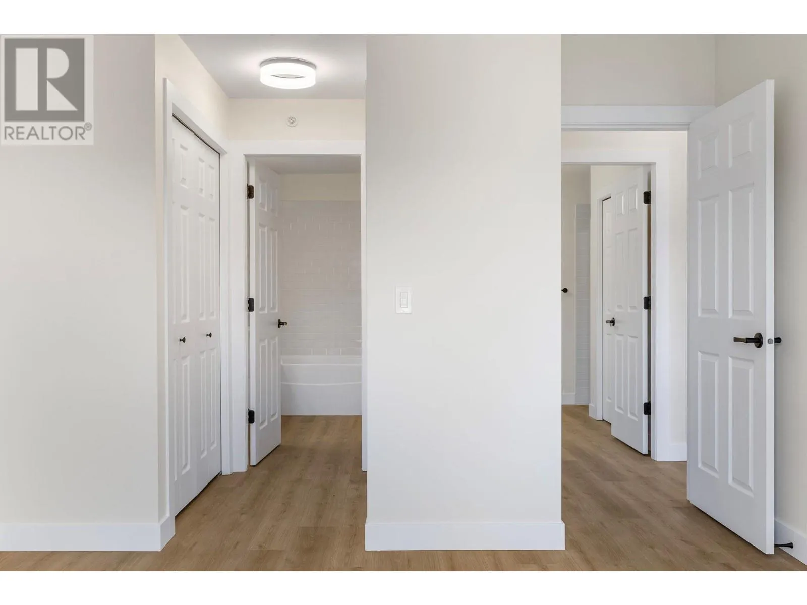 1875 Country Club Drive Unit# 1618