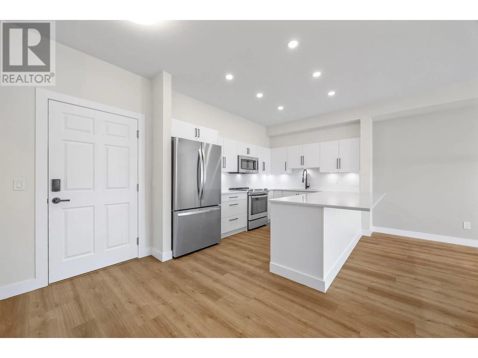 1875 Country Club Drive Unit# 1618
