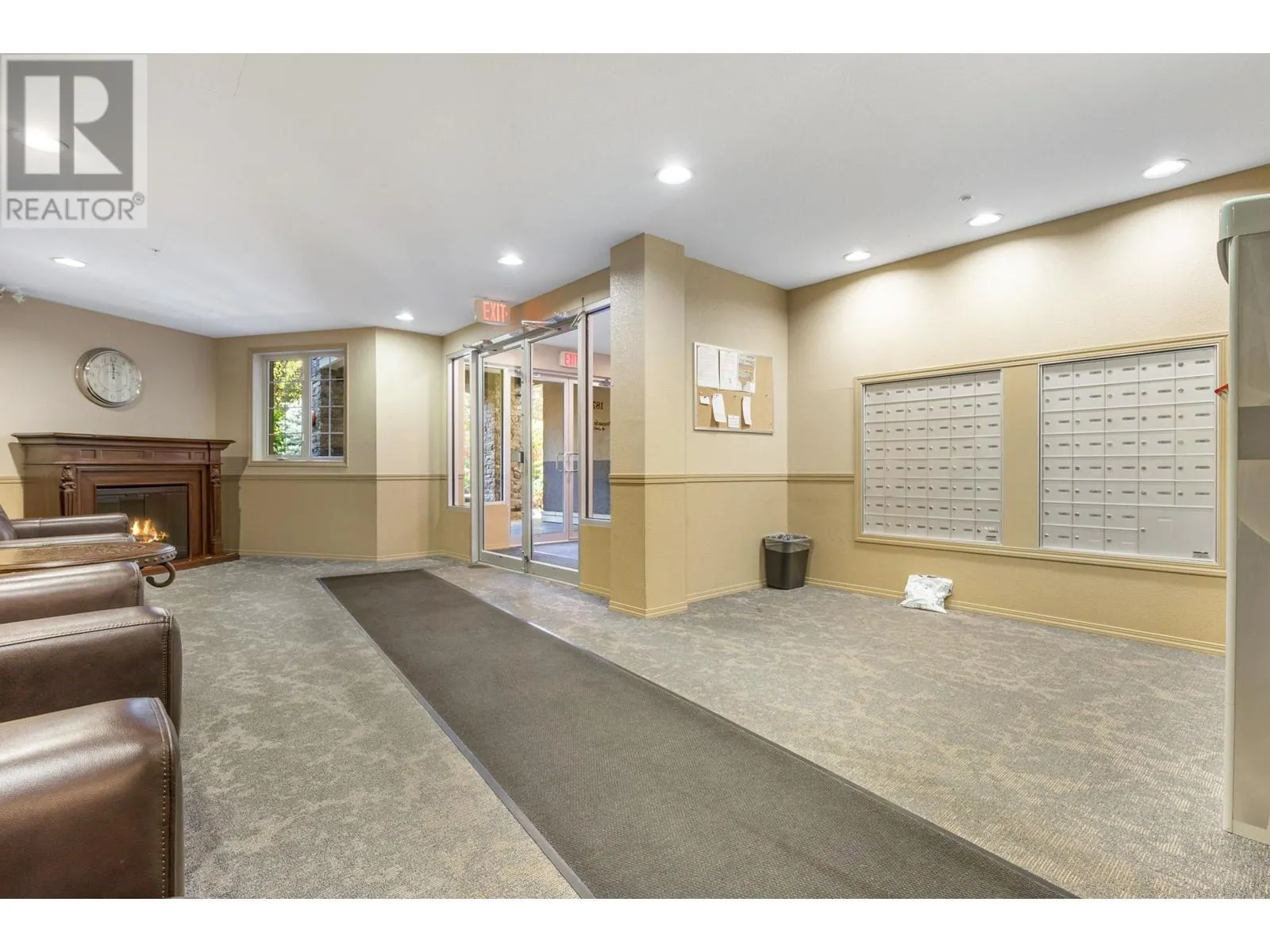 1875 Country Club Drive Unit# 1618