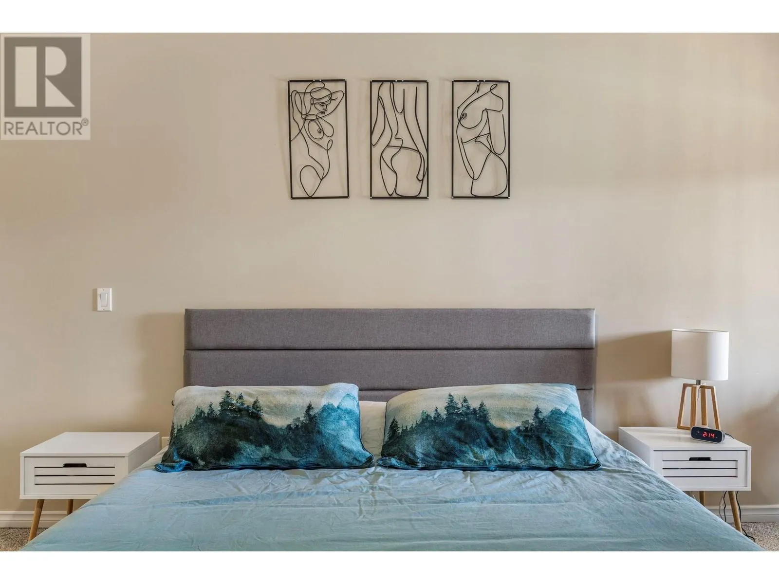 15 SOLANA KEY Court Unit# 106