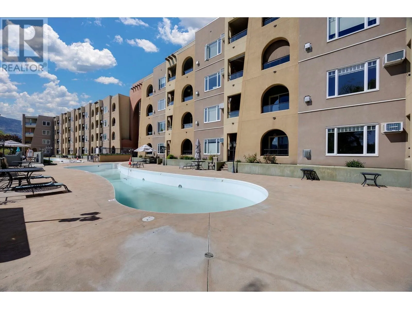 15 SOLANA KEY Court Unit# 106