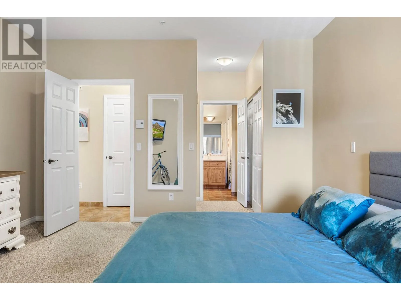15 SOLANA KEY Court Unit# 106