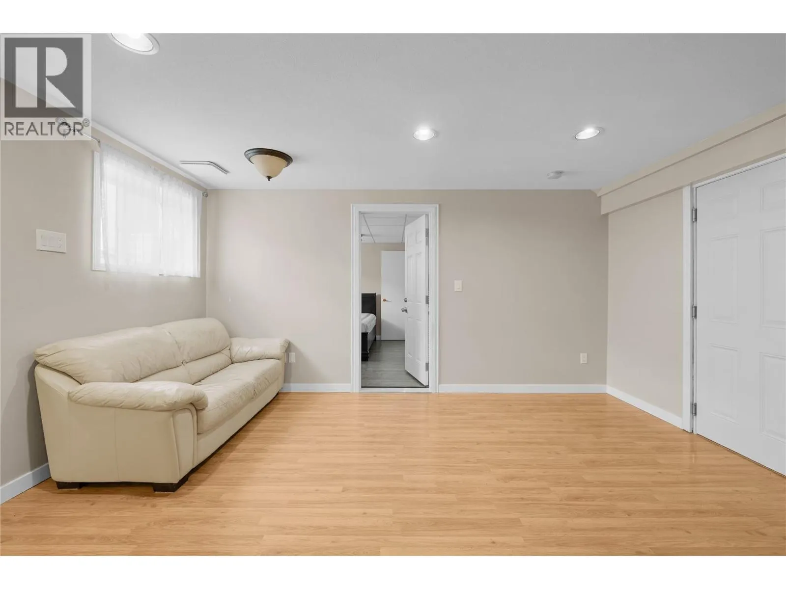 1064 Kelly Drive
