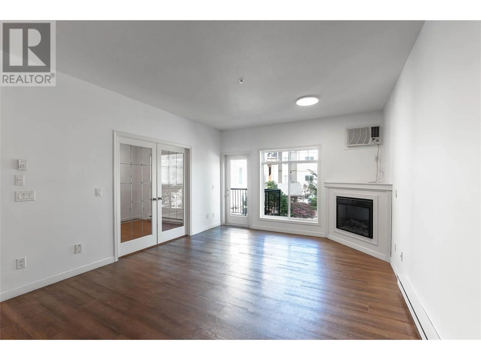 250 Hollywood Road S Unit# 206