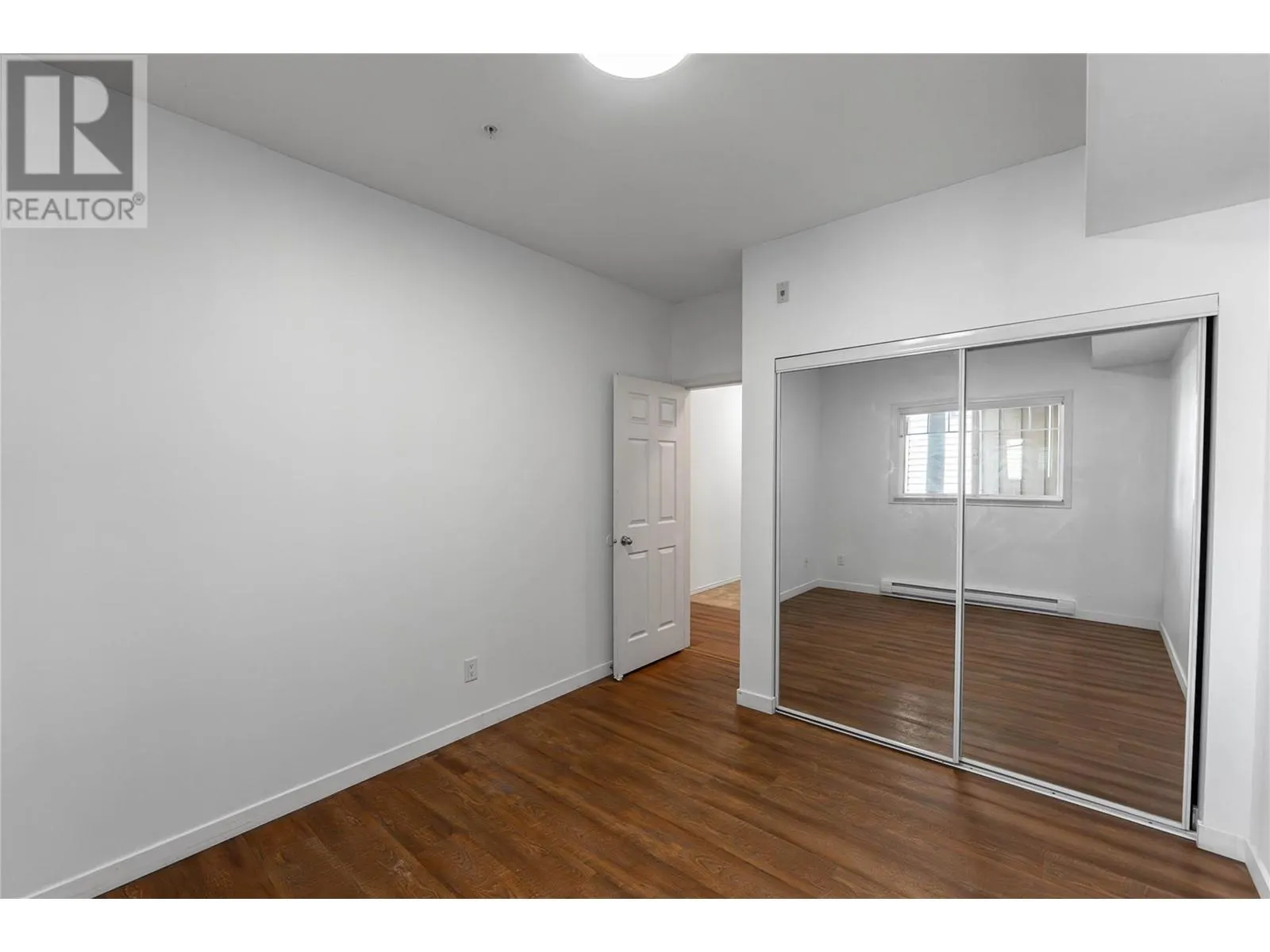 250 Hollywood Road S Unit# 206