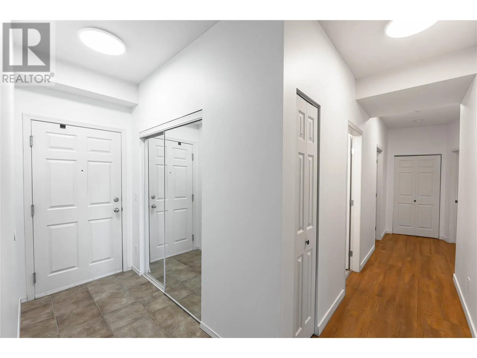 250 Hollywood Road S Unit# 206
