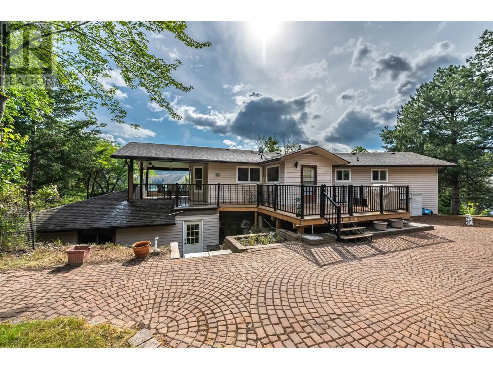 331 EASTSIDE Road