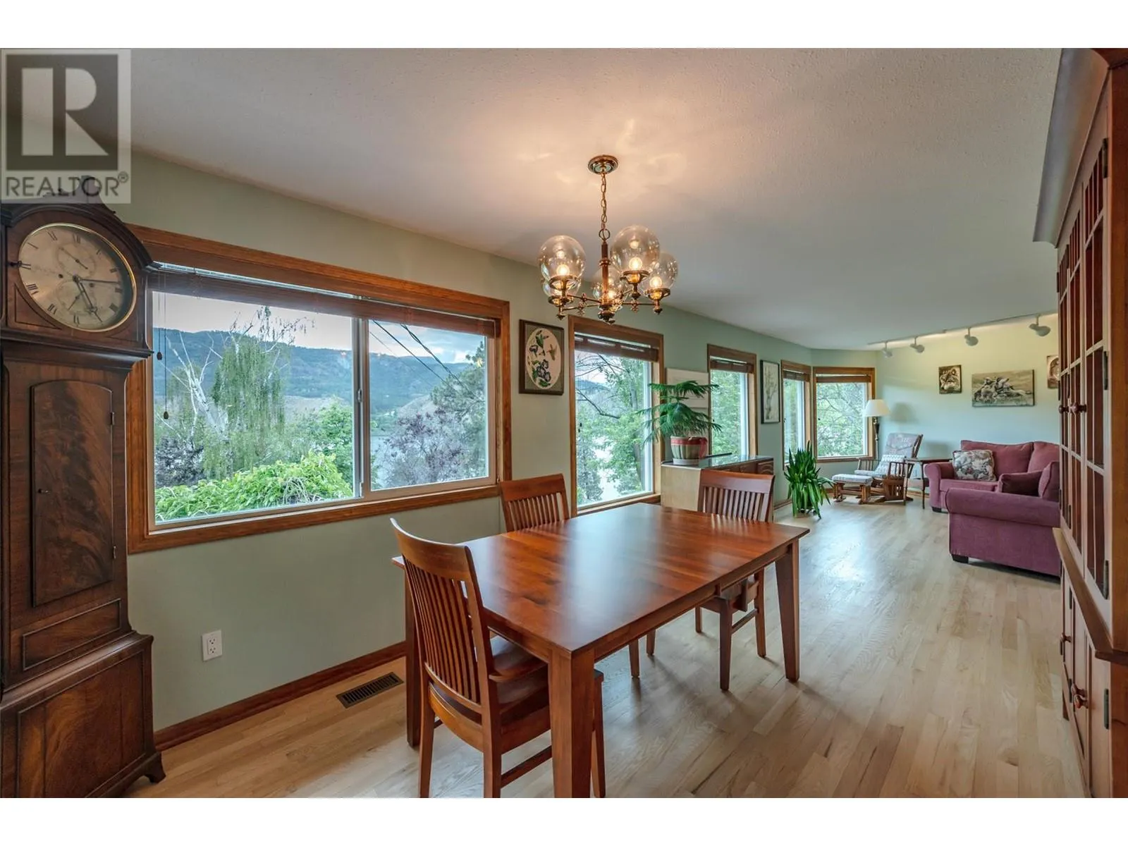331 EASTSIDE Road
