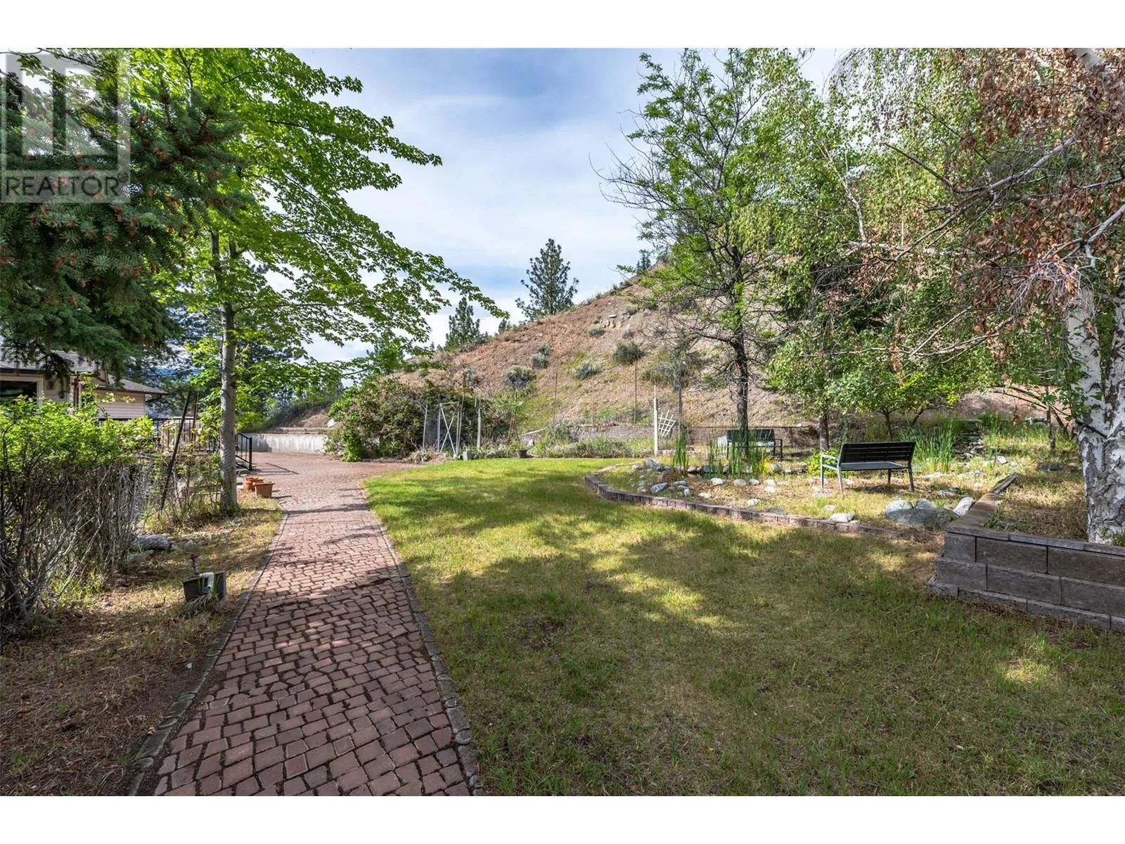 331 EASTSIDE Road