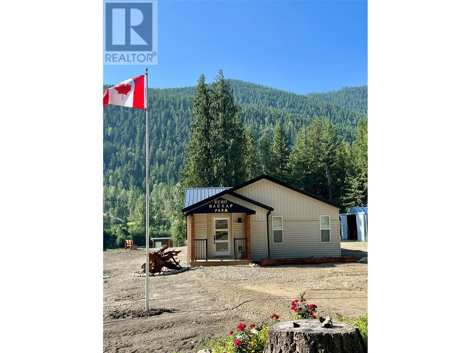1238 Creighton Valley Road