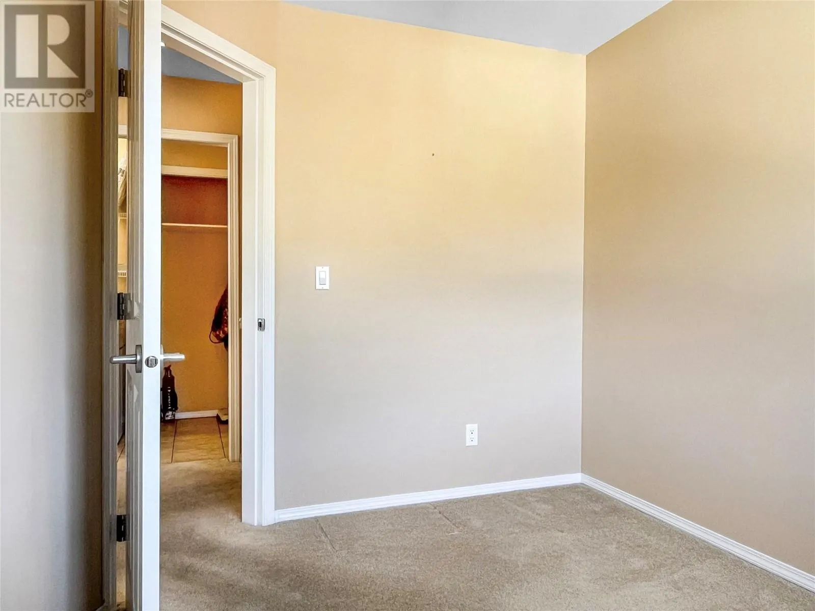 8507 70th Avenue Unit# 4