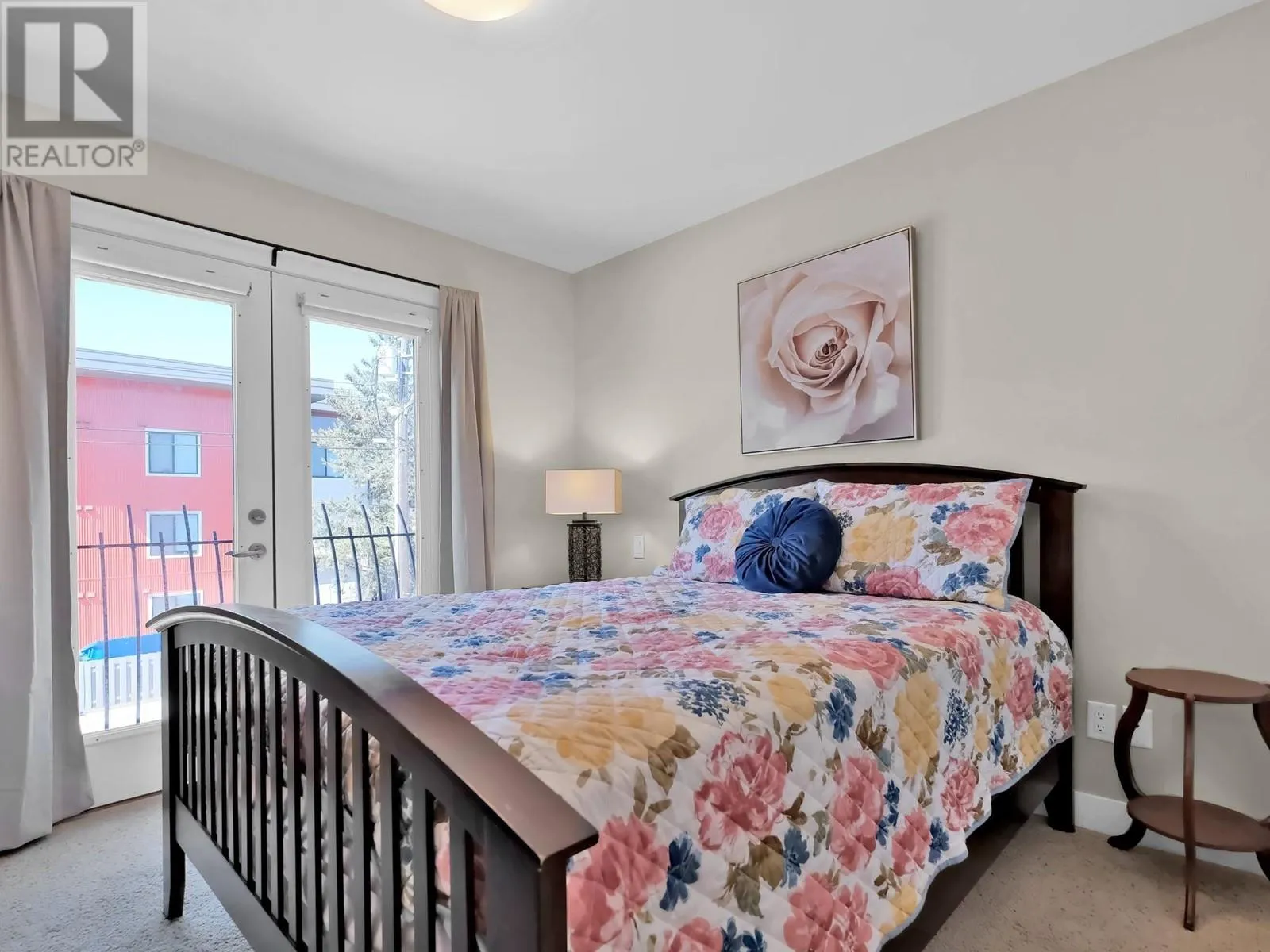 598 WESTMINSTER Avenue W Unit# 102