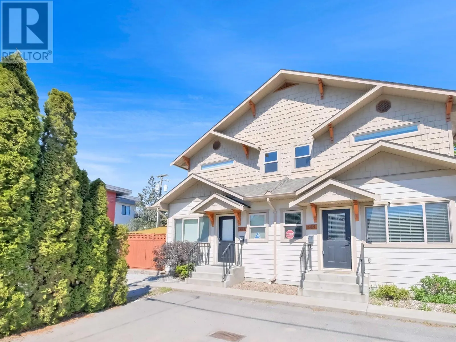 598 WESTMINSTER Avenue W Unit# 102
