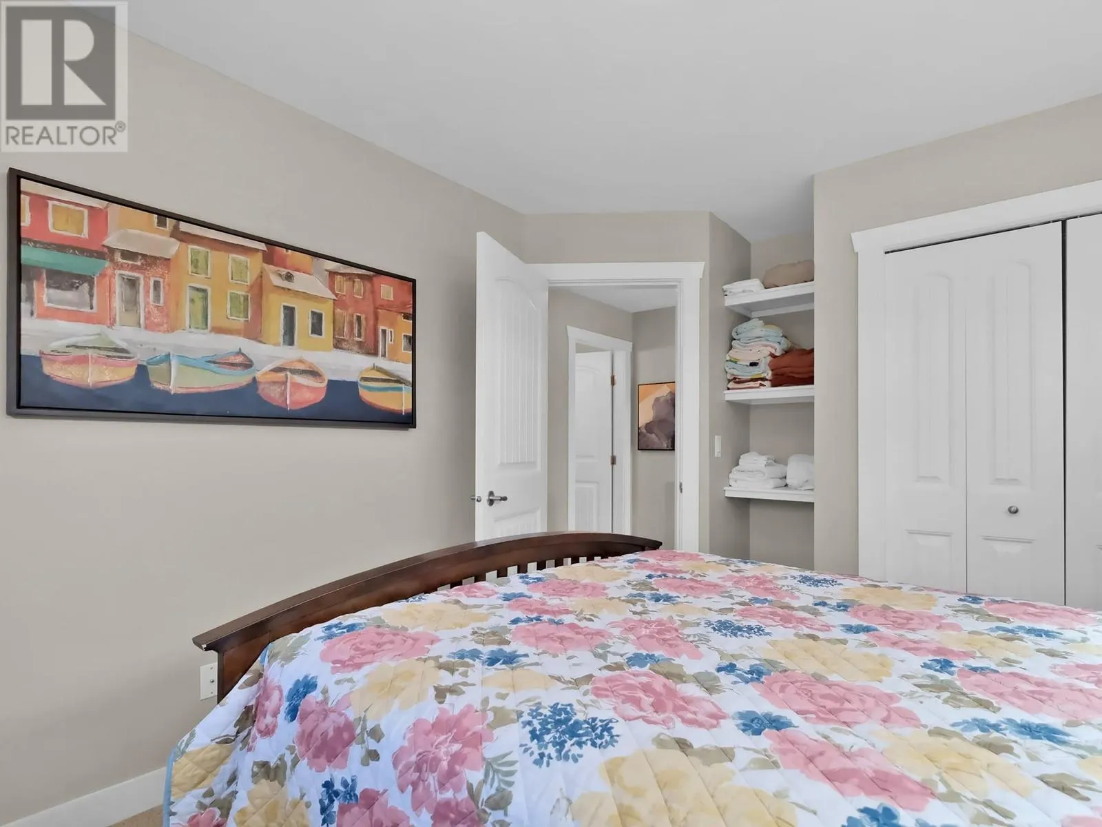 598 WESTMINSTER Avenue W Unit# 102
