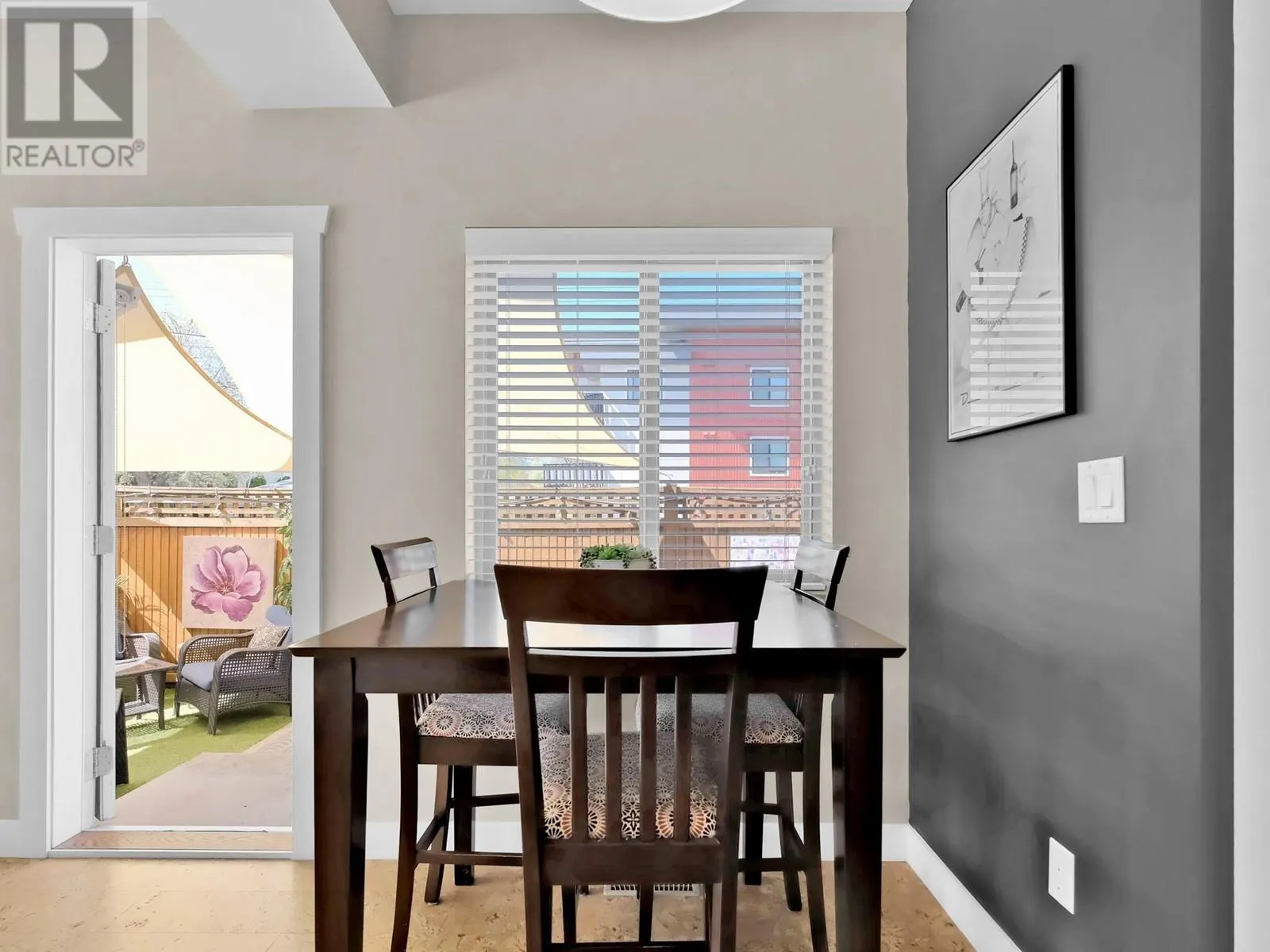 598 WESTMINSTER Avenue W Unit# 102