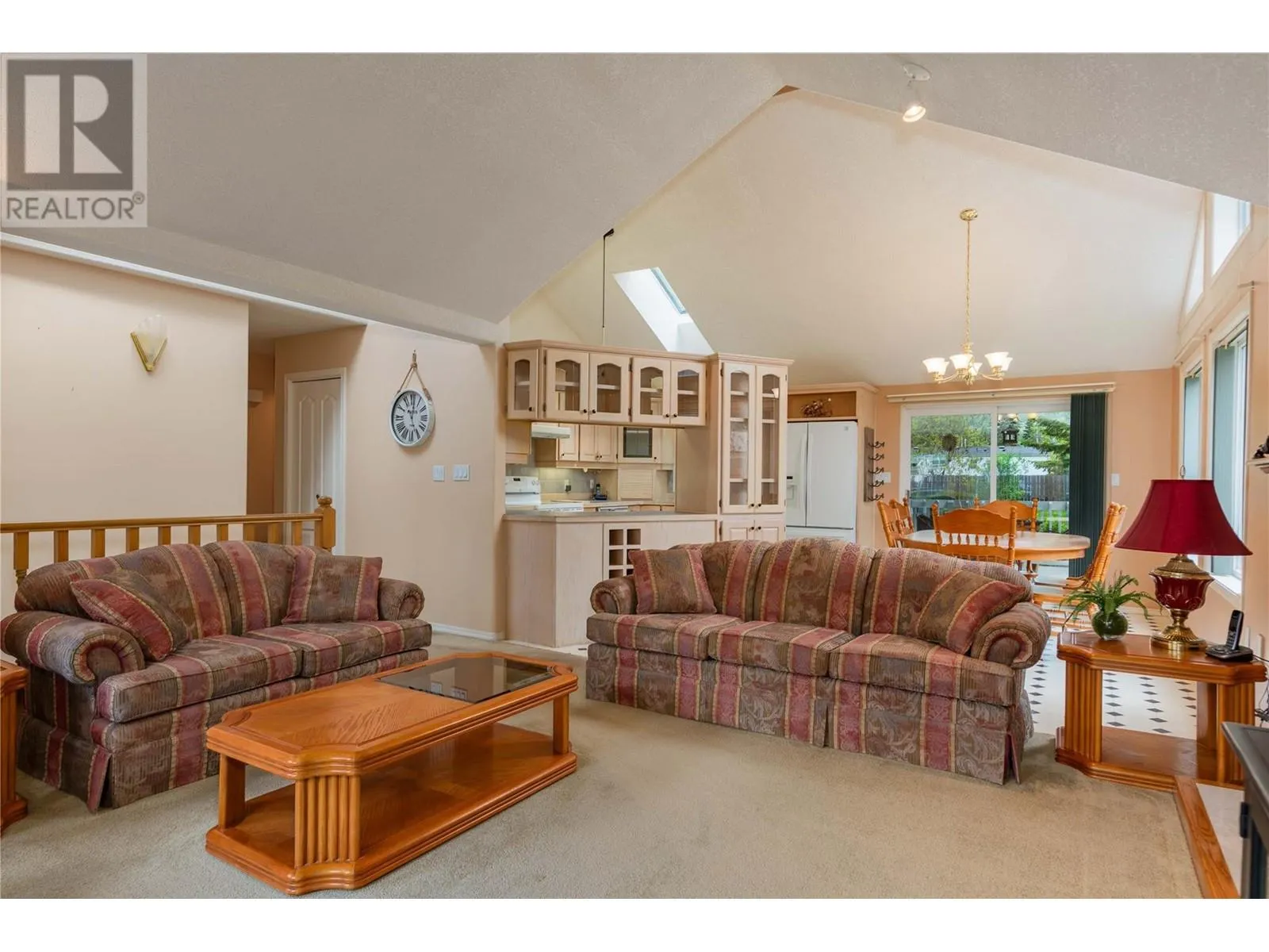2718 Fir Drive