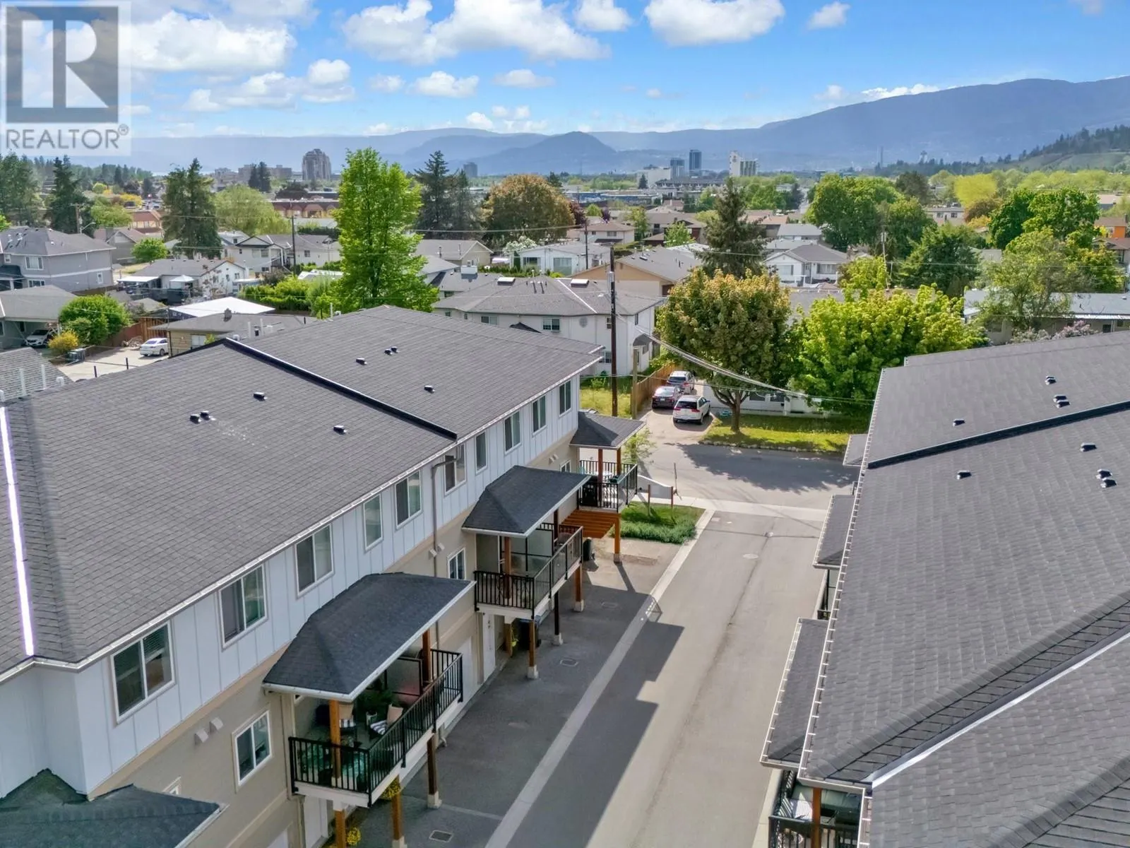 255 Taylor Road Unit# 22