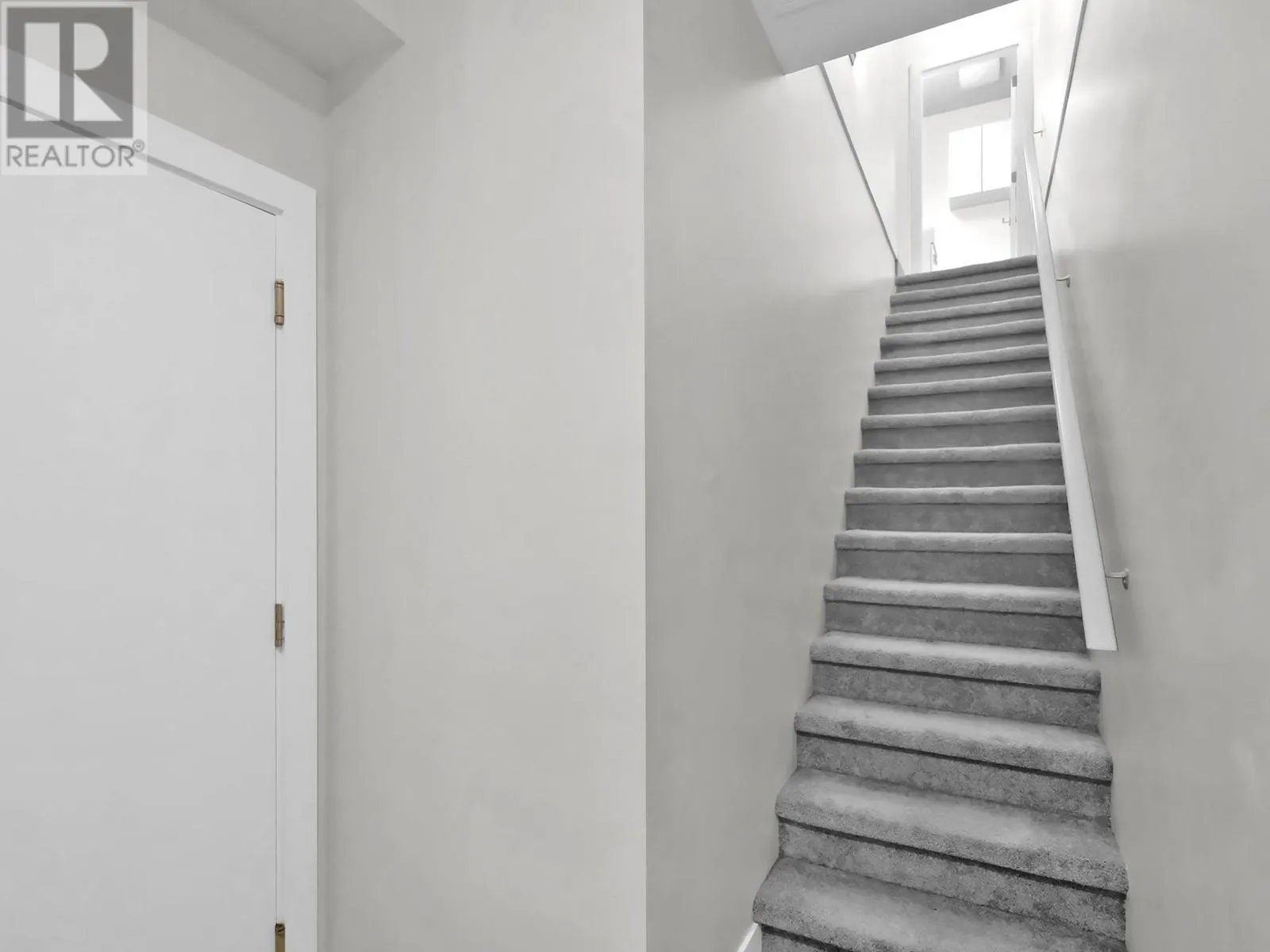 255 Taylor Road Unit# 22