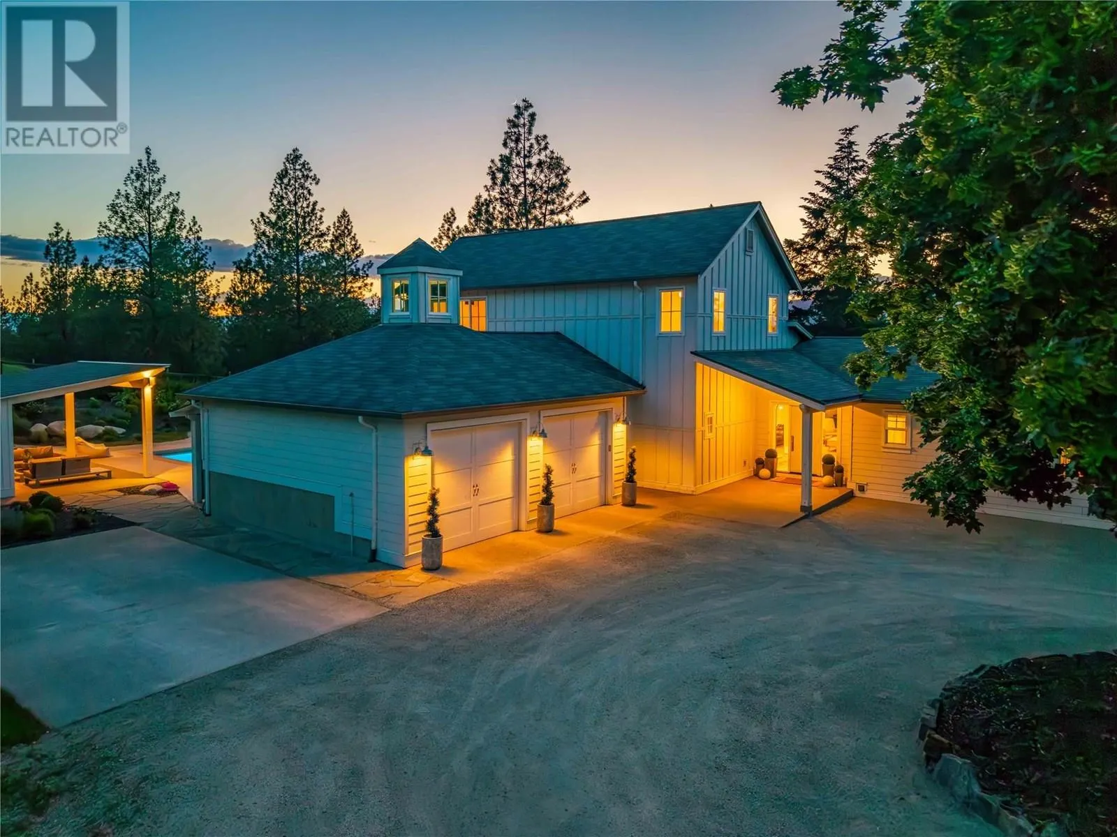 2376 Saucier Road