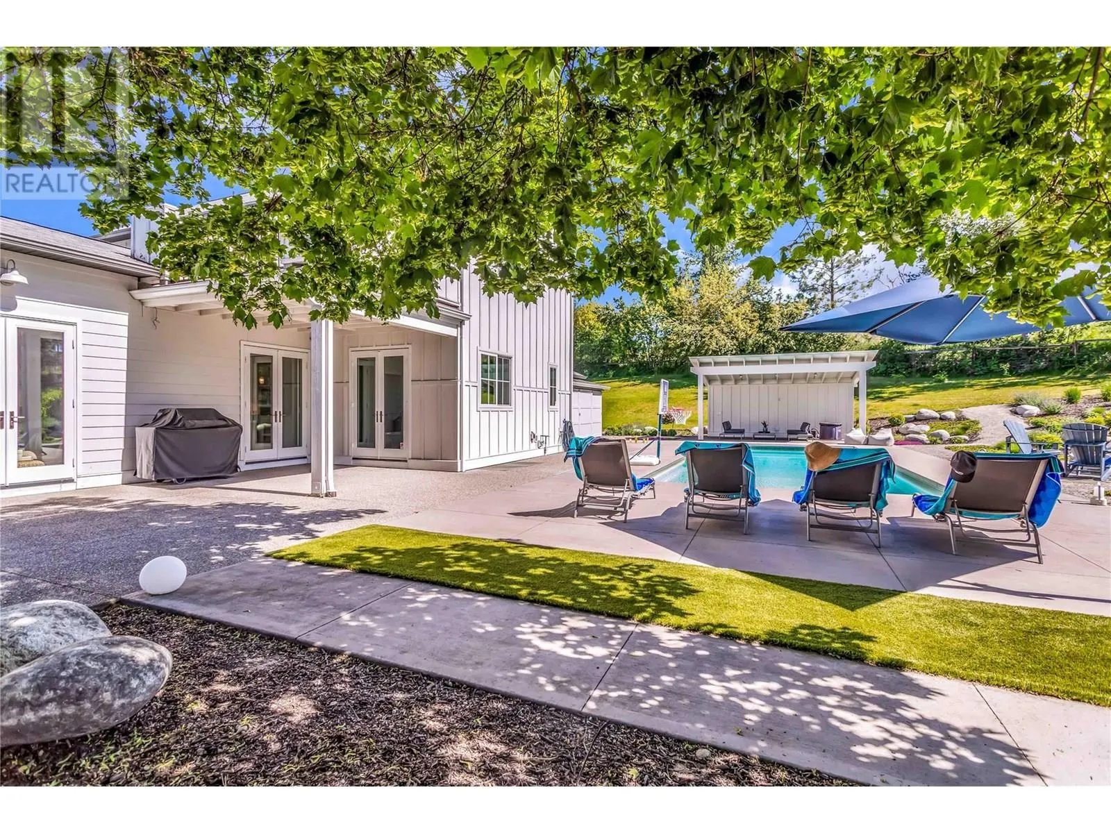 2376 Saucier Road