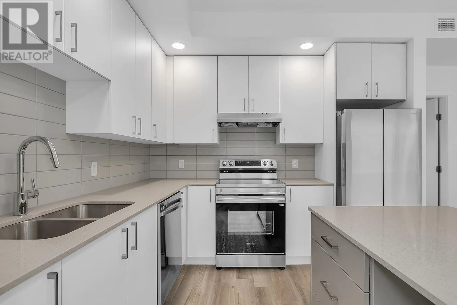 1057 Frost Road Unit# 318