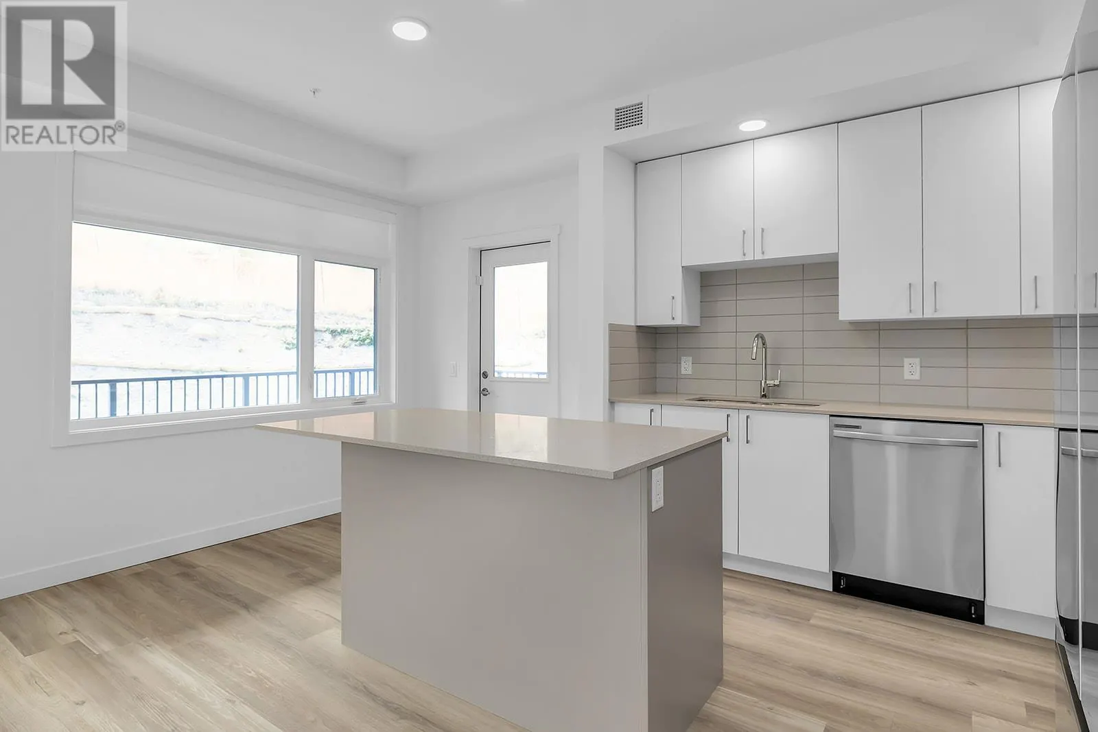1057 Frost Road Unit# 318