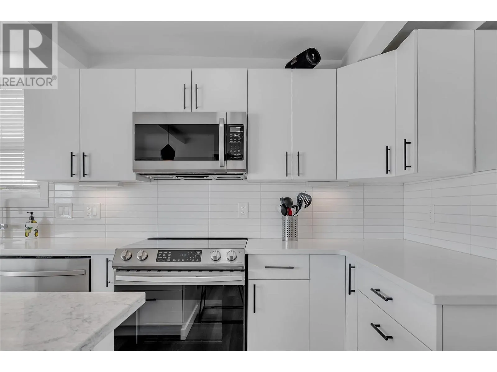 3050 Seclusion Bay Road Unit# 12