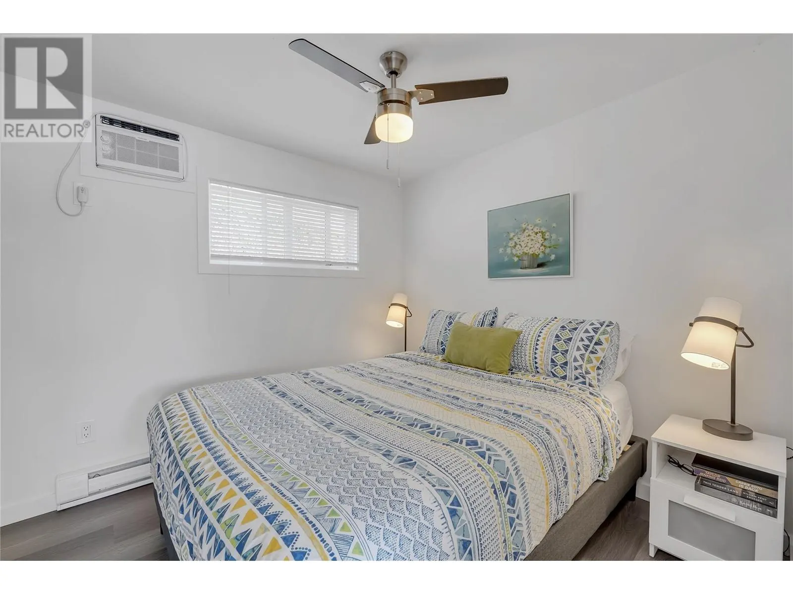 3050 Seclusion Bay Road Unit# 12
