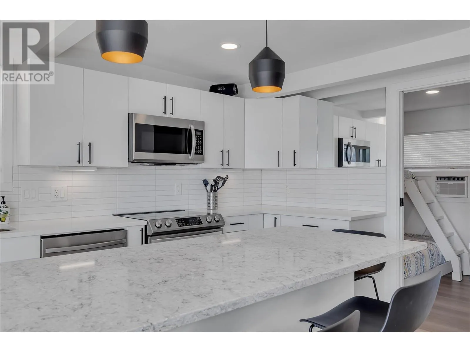3050 Seclusion Bay Road Unit# 12