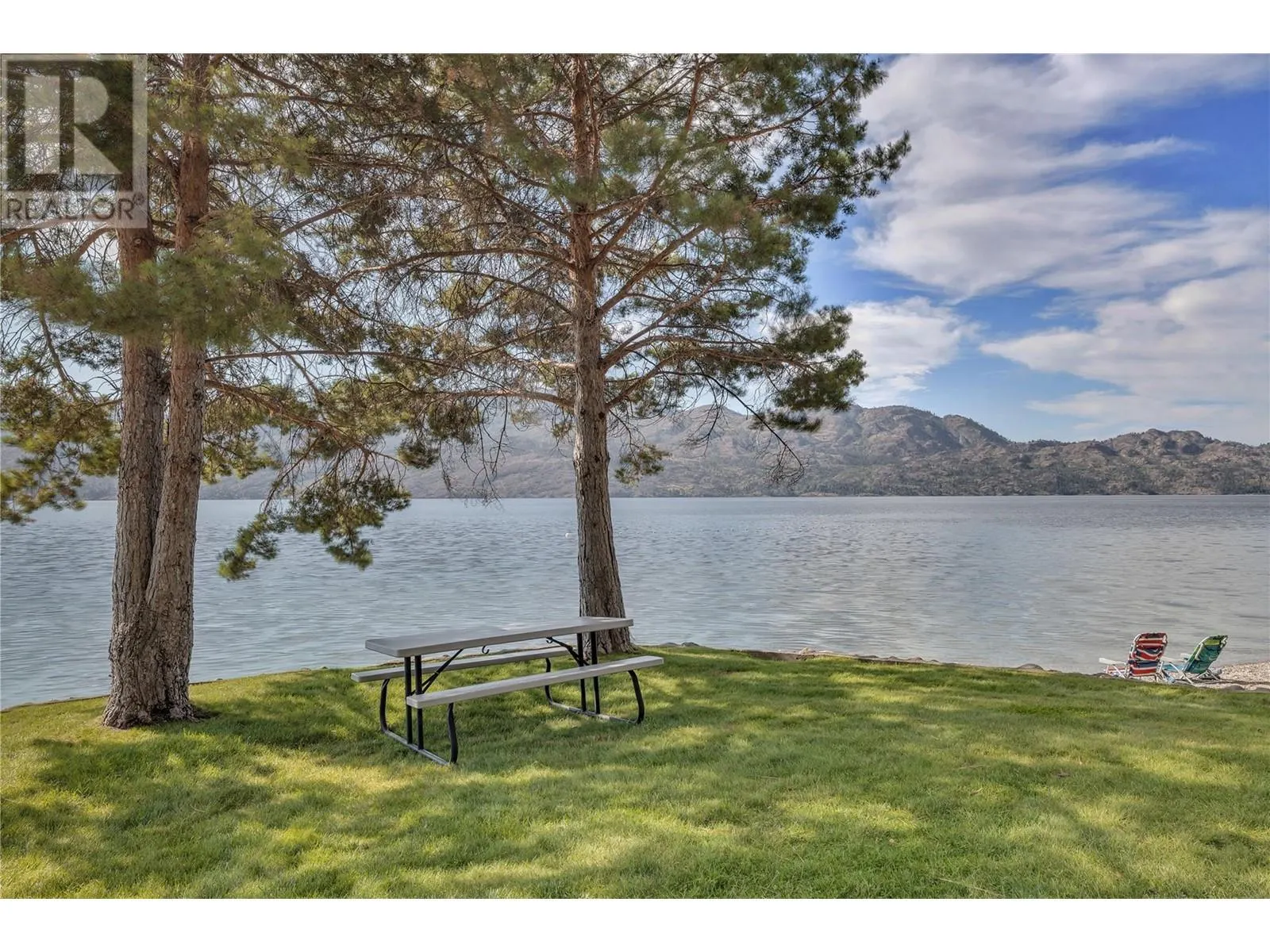 3050 Seclusion Bay Road Unit# 12