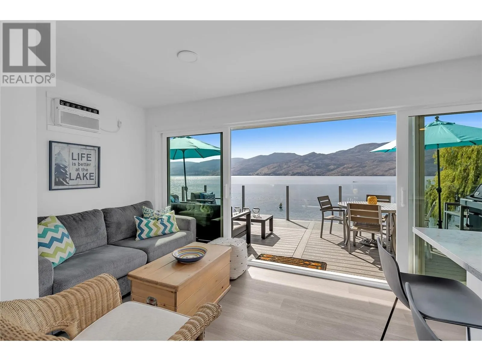 3050 Seclusion Bay Road Unit# 12