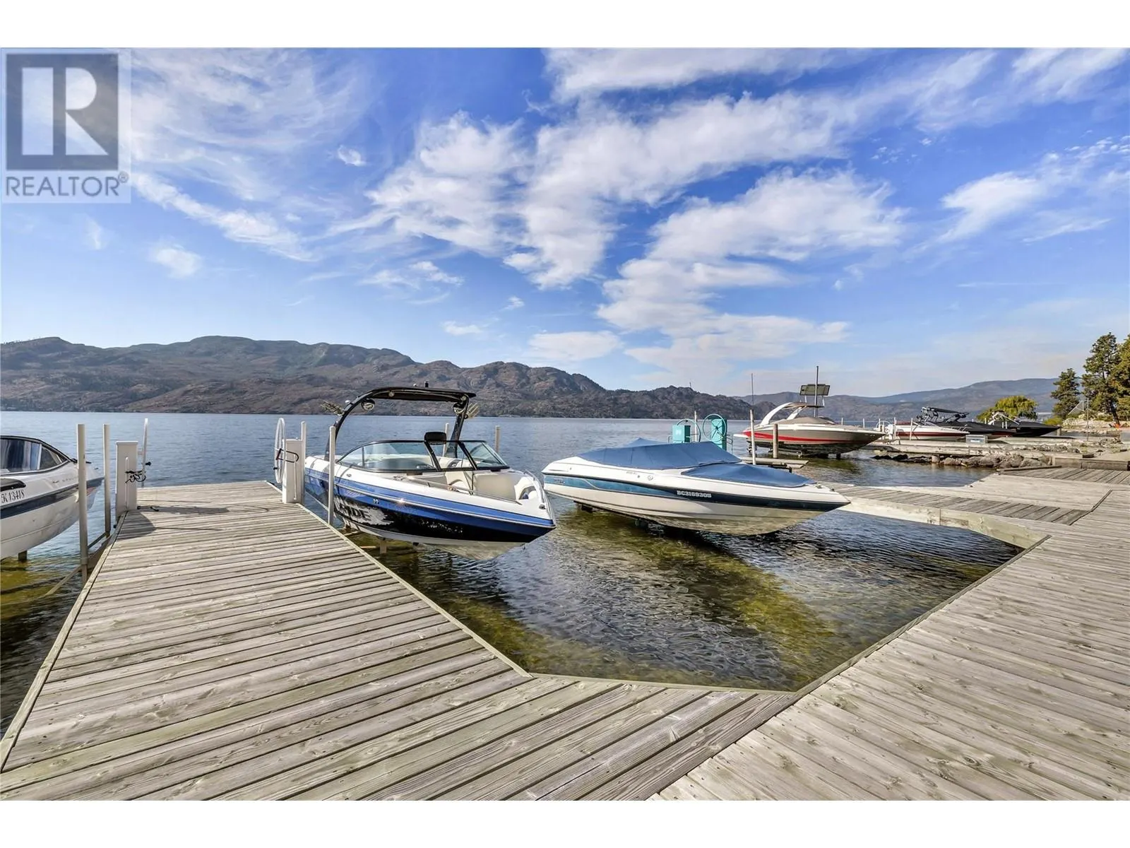 3050 Seclusion Bay Road Unit# 12